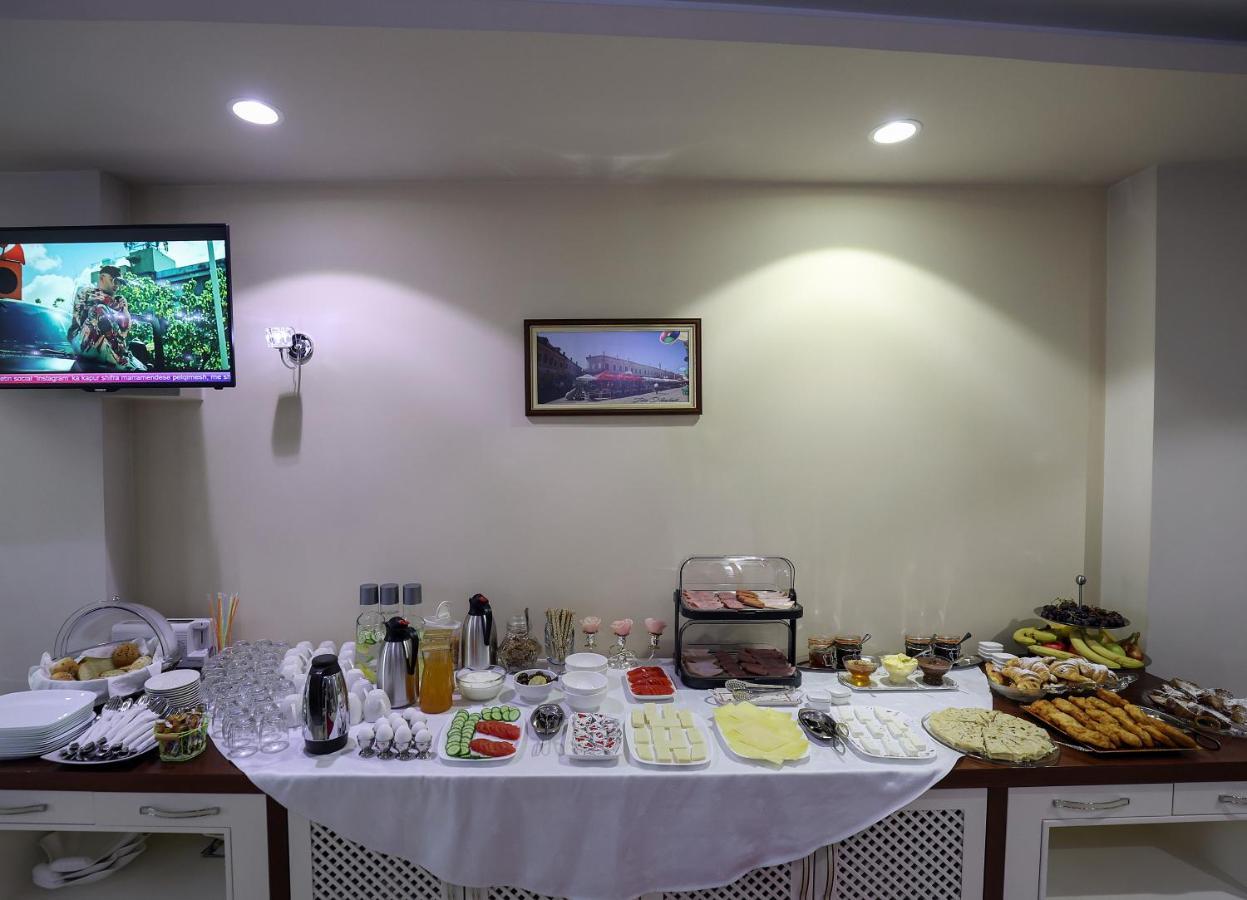 Christi'S Hotel Borova Korce Ngoại thất bức ảnh